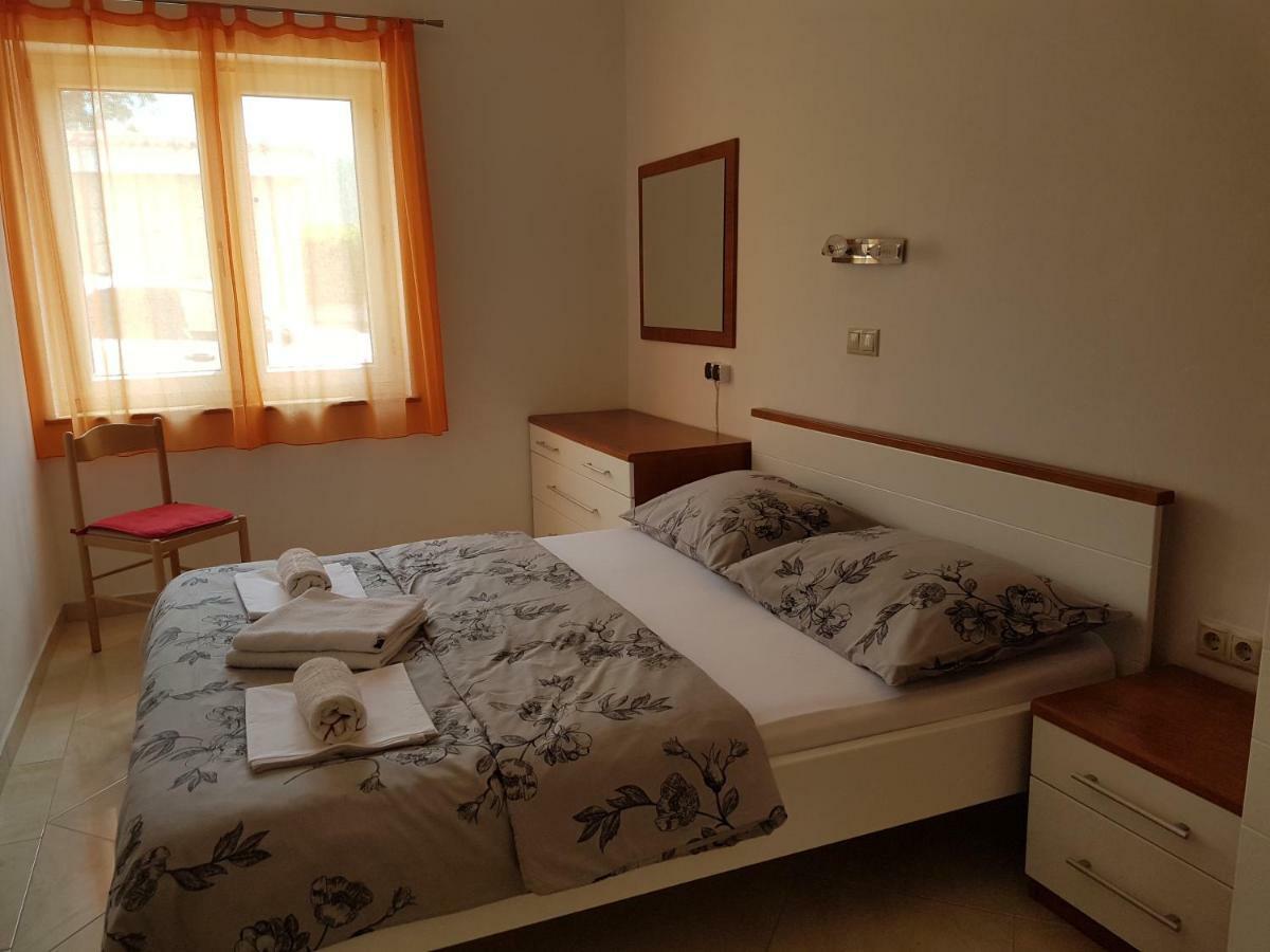 Apartments Andrea II Baška Buitenkant foto
